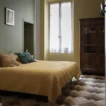 Casa Abeille