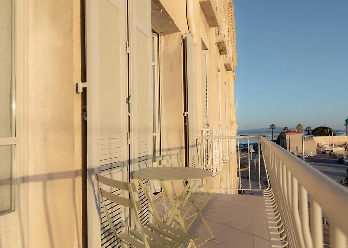 Casa Abeille Apartment *