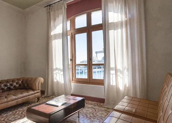 Casa Abeille Apartment